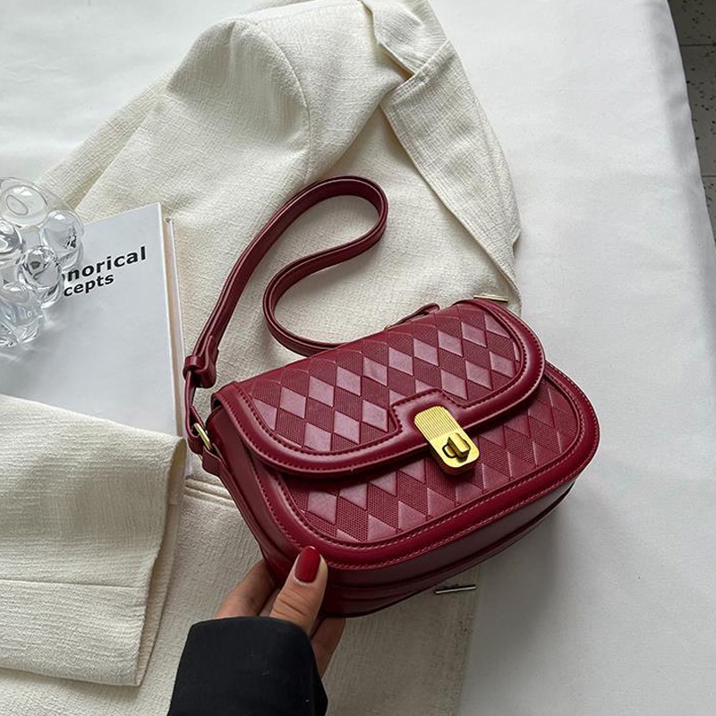 Ielgy Túi Xách Đeo Vai Hình Vuông Nhỏ Siêu Hot Phong Cách Retro Phổ Biến Cho Nữ