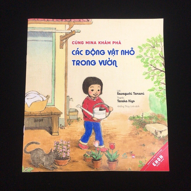 Sách - cùng Mina khám phá các động vật nhỏ trong vườn