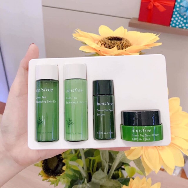 Set dưỡng da trà xanh Innisfree Green Tea Special Kit Ex