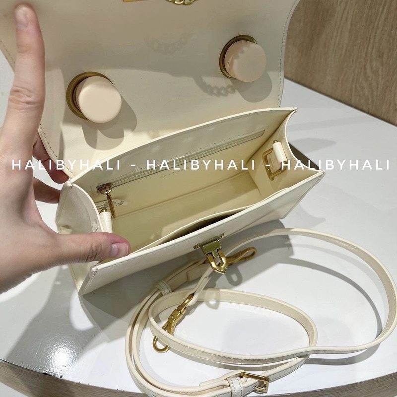 Túi cnk khoá nơ xích đeo chéo siêu xinh