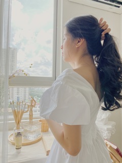 Đầm cut out cách điệu tay phồng