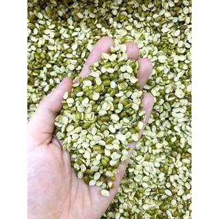 500 gr đậu xanh đã vỡ đôi, còn vỏ
