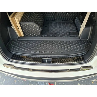 Ốp chống trầy cốp sorento 2021 mẫu titan