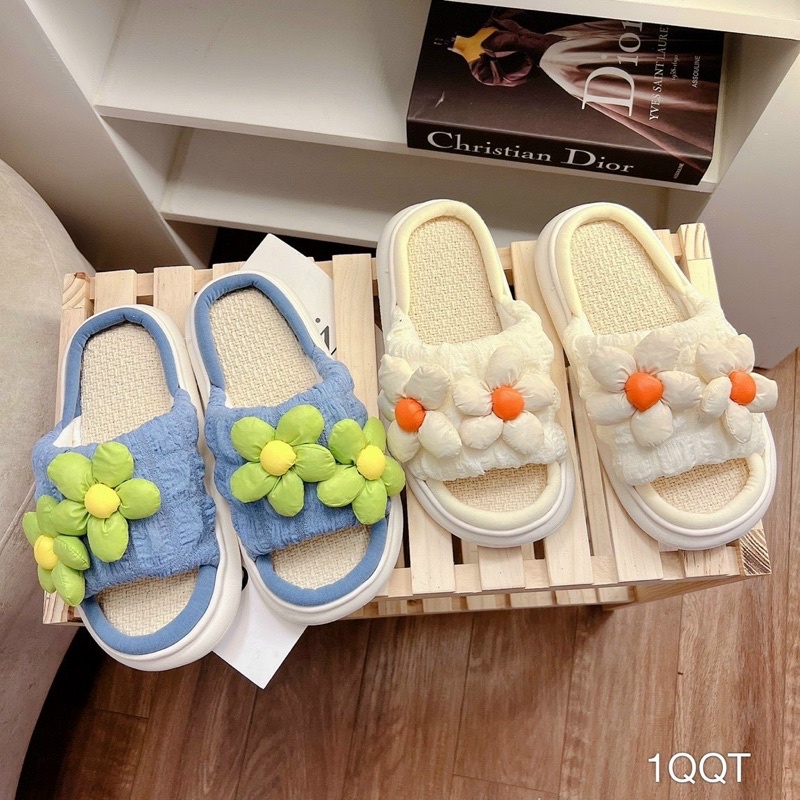 Dép dễ thương gắn hoa siêu nhẹ