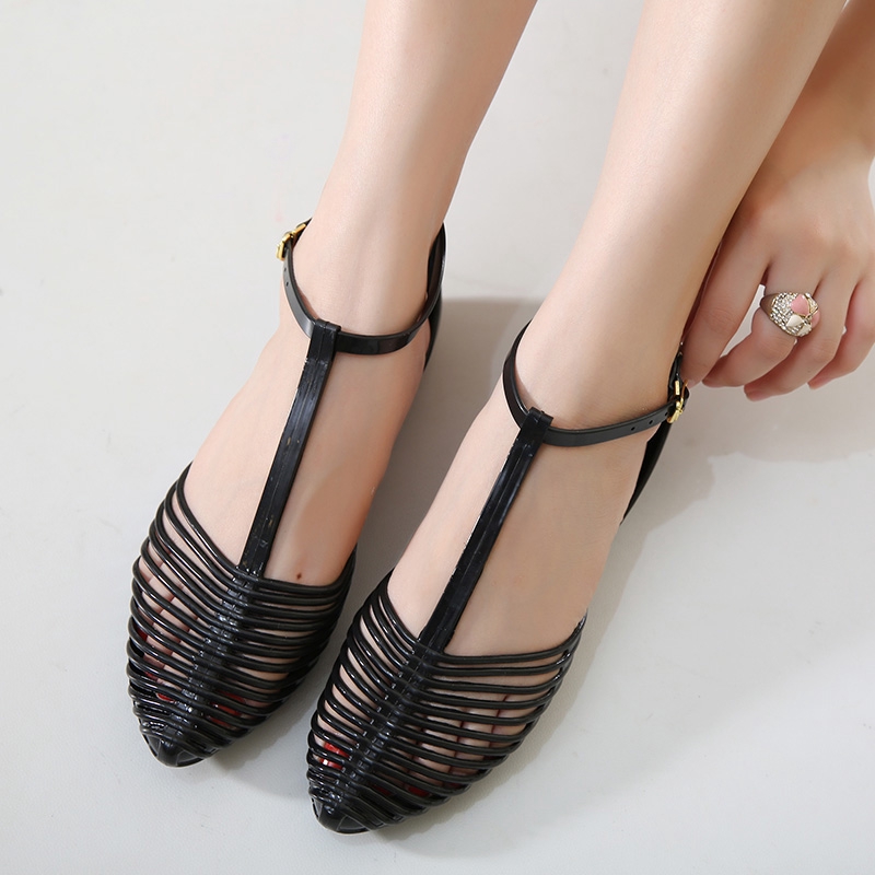 sandals xỏ ngón đế bằng