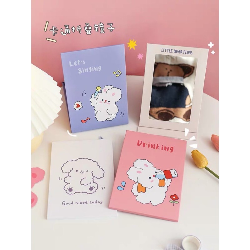 Gương Gấp Trang Điểm Để Bàn Hoạ Tiết Chibi Cute