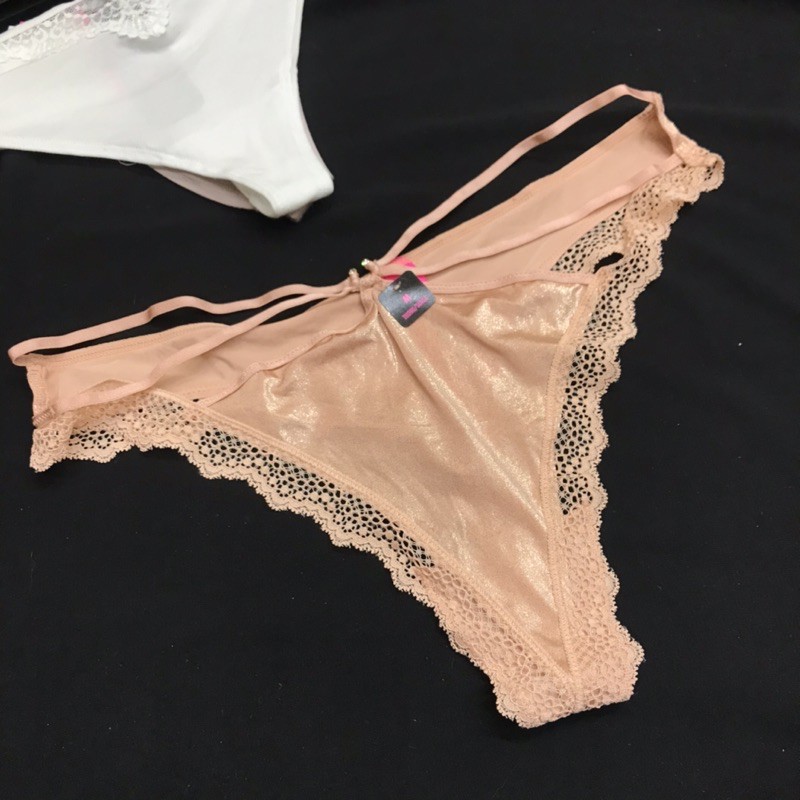 Quần lót ren la senza size M