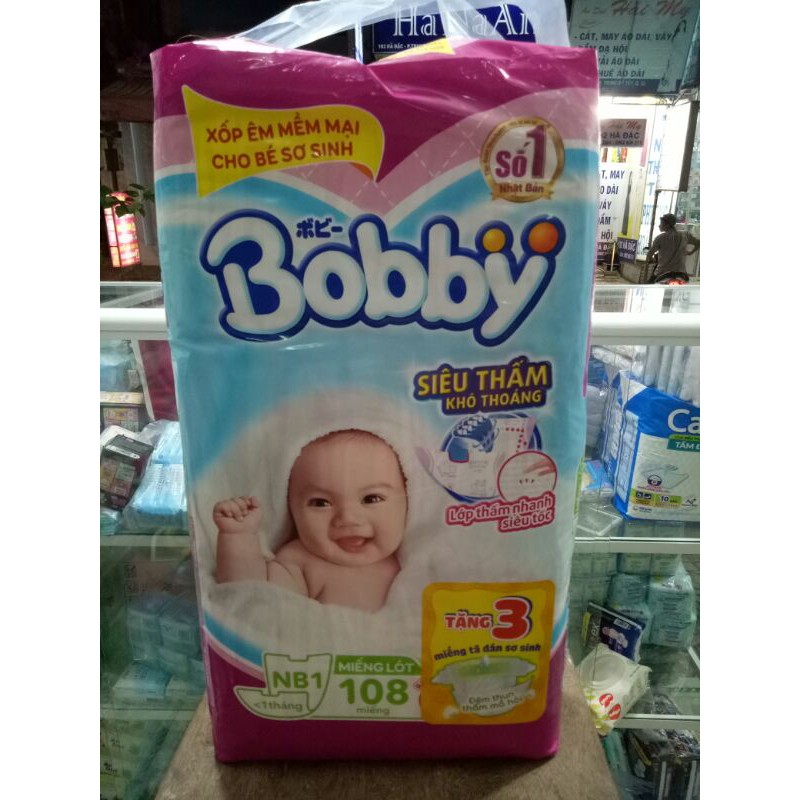 Miếng lót Bobby newborn 1 hàng tặng thêm 3 miếng tã dán size XS