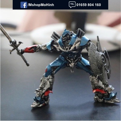 Mô hình Transformmer Optimus cưỡi khủng long Gimlock