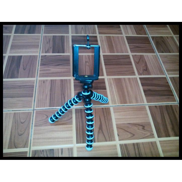 Giá Đỡ Ba Chân Hình Chữ U Cỡ Nhỏ Tiện Dụng