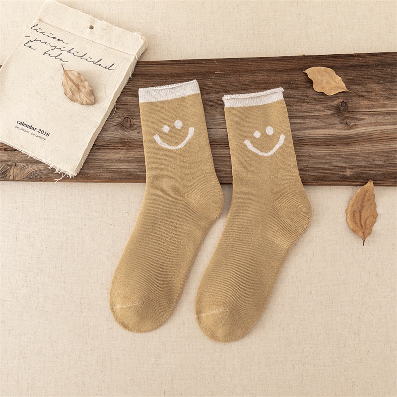 Vớ Cổ Trung Thoải Mái Ấm Áp Màu Sắc Đơn Giản Họa Tiết Mặt Cười Phong Cách Nhật Bản Cho Nữ