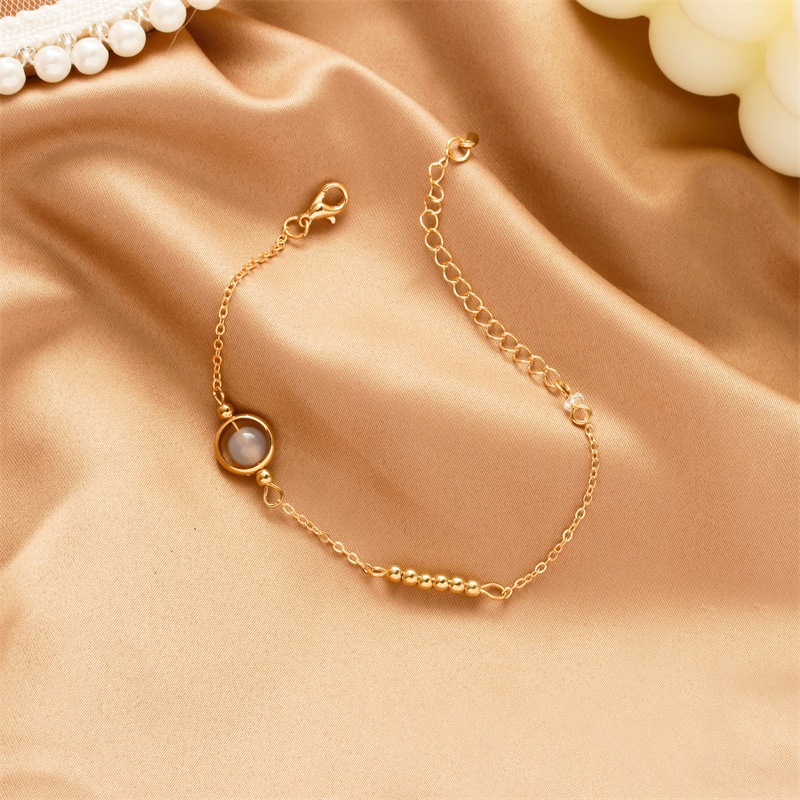 Vòng tay mặt hạt đá tự nhiên phong cách Hàn Quốc