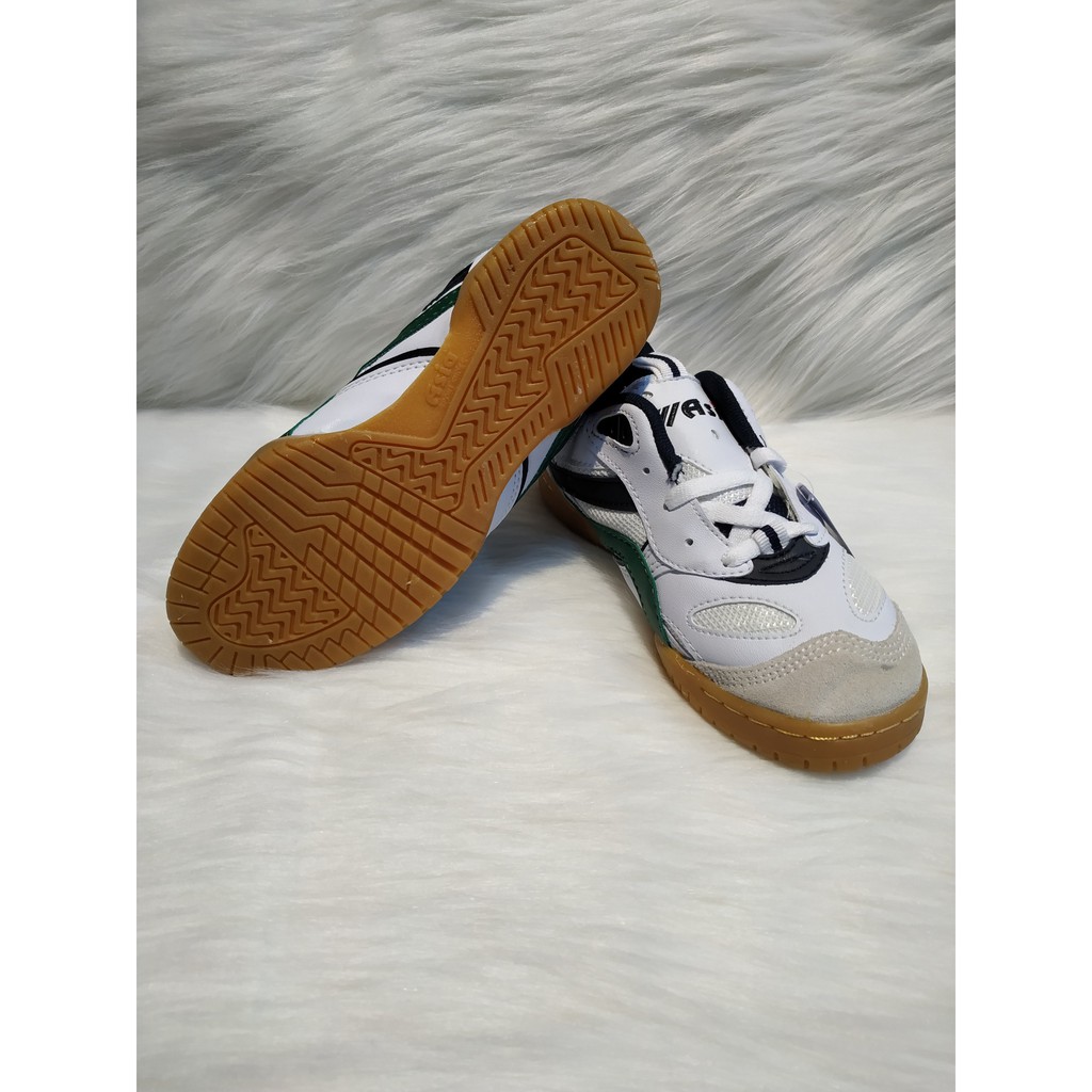 Giày câu  lông , bóng chuyền, chạy bộ  asia