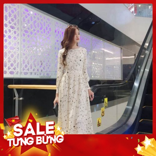 -Hàng nhập khẩu Đầm lụa xòe dáng dài được nhấn nhá bởi những ngôi sao mang đến cho chị em vẻ đẹp vẻ đẹp thanh lịch dịu d
