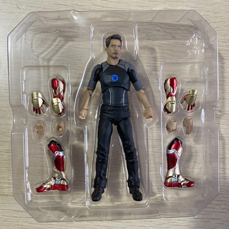 Mô Hình Iron Man Tony Stark SHF Có Khớp Động