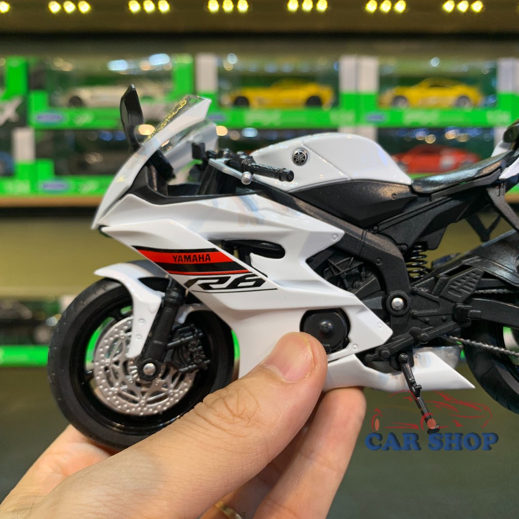 Xe mô hình mô tô YAMAHA YZF R6 2020 Tỉ Lệ 1:12 Hãng Welly có ben nâng trưng bày