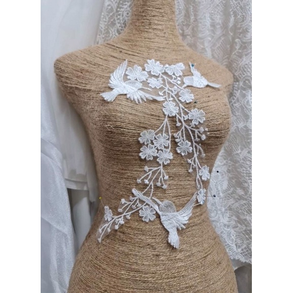 Ren hoa phù hợp trang trí áo cươi ,làm đồ handmade