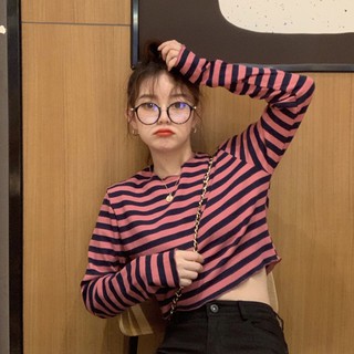 Áo croptop kẻ xanh