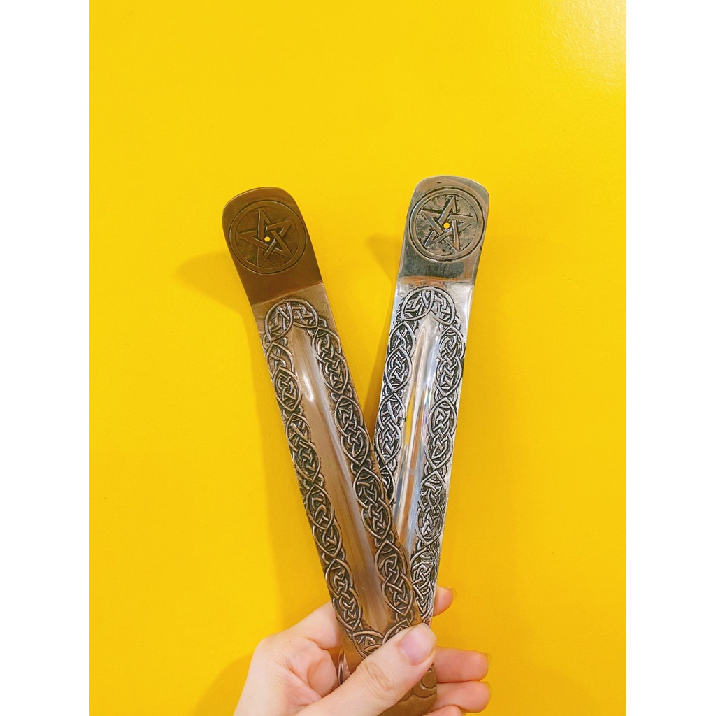ĐẾ CẮM NHANG (Gỗ và Đồng) - THẢO MỘC XÔNG NHÀ