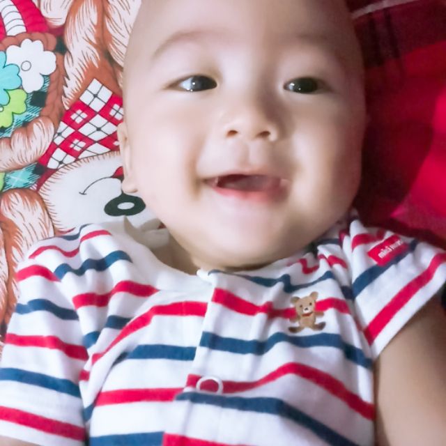 Áo bán cho cỏ bốn lá