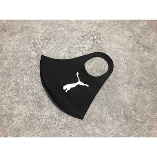 Khẩu trang cao cấp sneaker