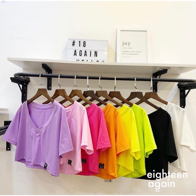 ÁO VEE CROP | BigBuy360 - bigbuy360.vn