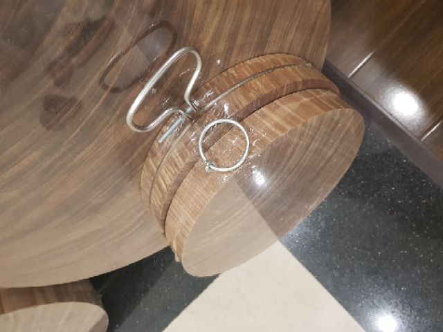 Thớt Nghiến Tây Bắc chuẩn 🔥 29cm x 5cm 🔥 Thớt gỗ nghiến có đai INOX | BigBuy360 - bigbuy360.vn