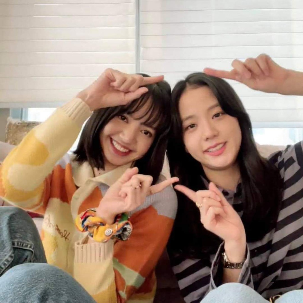 [ HÀNG ORDER ] Áo Cardigan len cổ sơmi Orange Desert form croptop cheap-moment Lisa Blacpink | BigBuy360 - bigbuy360.vn