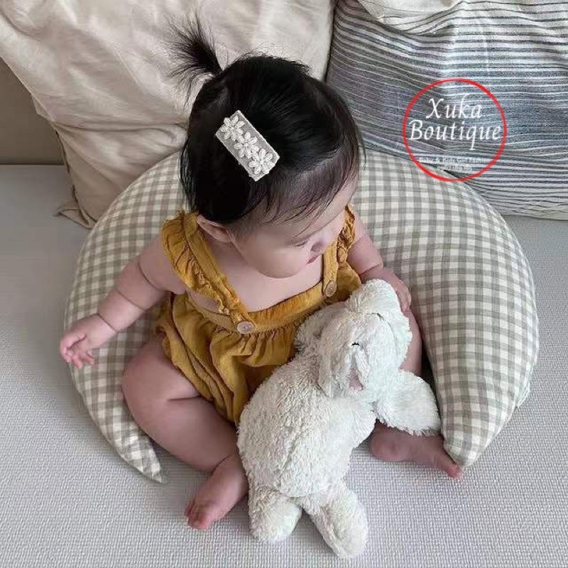 Gối Ôm cho bé hoạ tiết caro thêu gấu phong cách Hàn Quốc