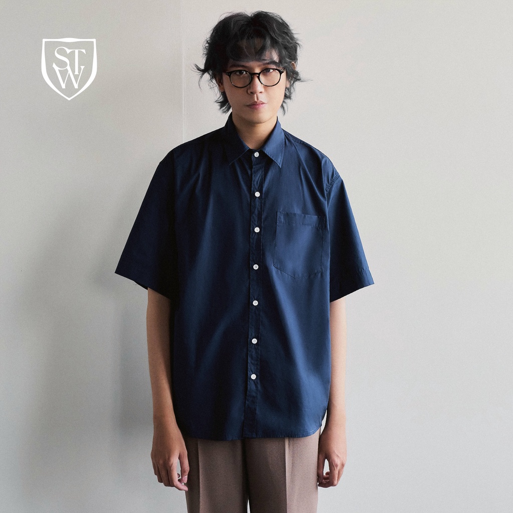 Áo sơ mi Hàn Quốc form rộng oversize xanh navy ngắn tay chất liệu cotton dành cho nam - Something to wear