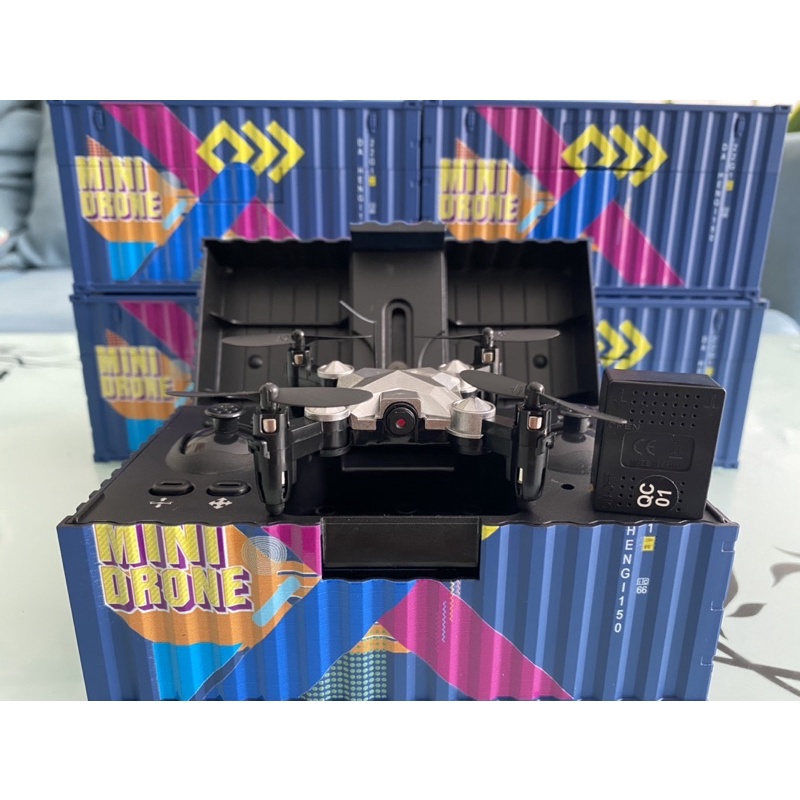 Máy bay mini flycam Mini DH150 có camera gấp gọn trong container