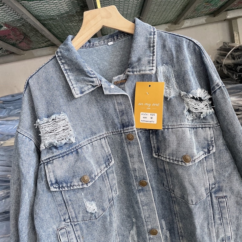 Áo Khoác Bò Jeans Trơn Rách Dáng Rộng Cá Tính