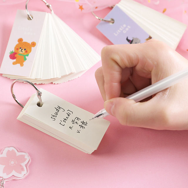 Bộ 95 Miếng Dán Hình Gấu Đáng Yêu Cho Bé Đi Vệ Sinh