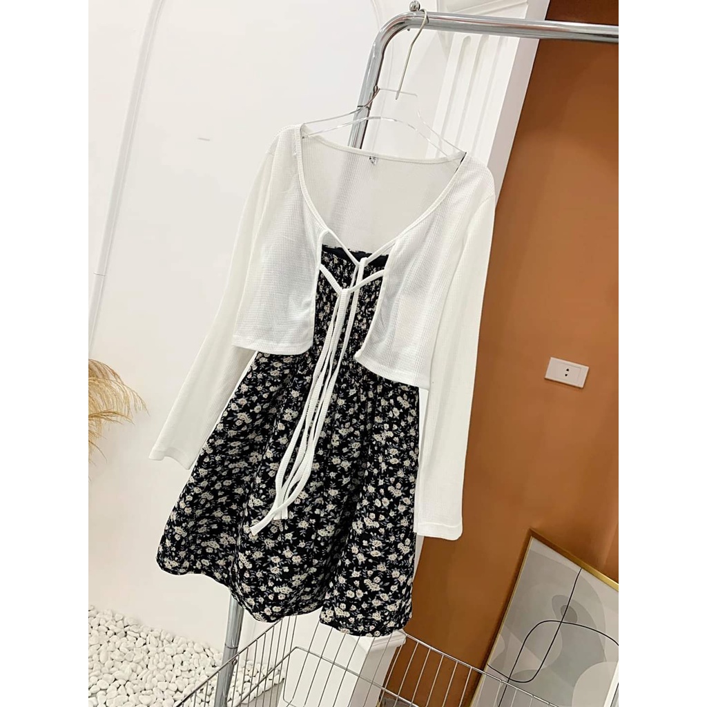 Váy 2 dây hoa nhí chun sau mix áo khoác ngoài cardigan trẻ trung phong cách tiểu thư Hàn Quốc