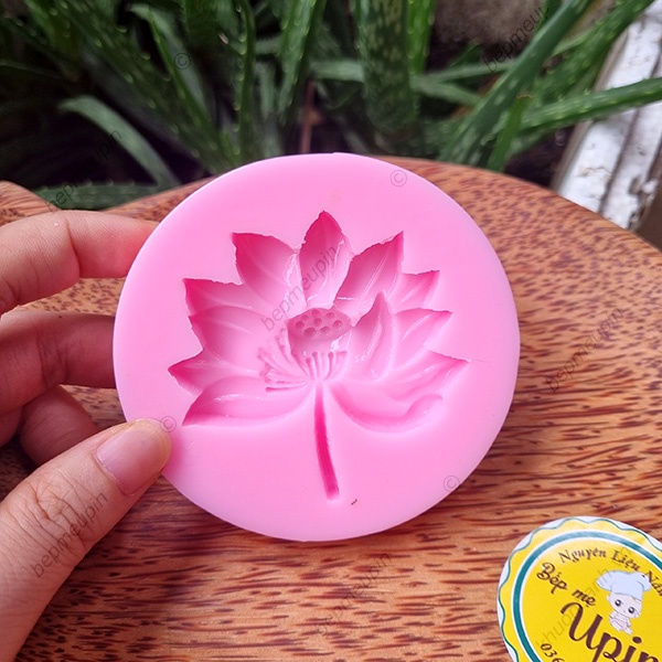Khuôn silicon hoa sen có cuống mẫu 2 làm hoa xôi đậu khuôn xôi