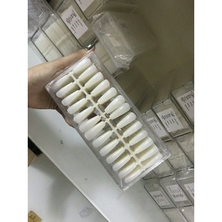 Móng Úp Hộp Fom Thang Vỉ 520 Móng