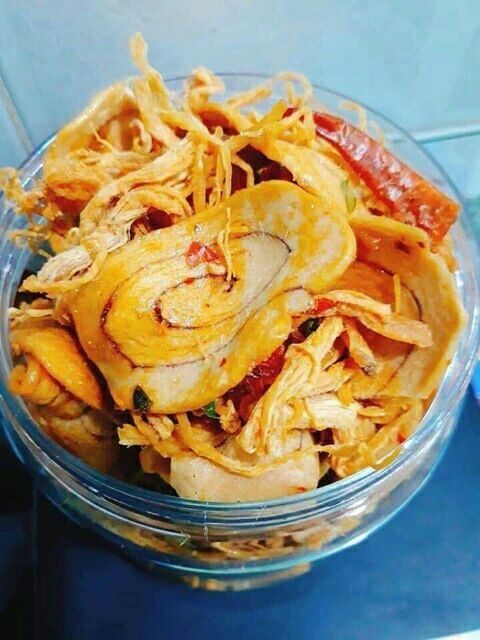 500GR BÁNH TAI HEO MẮM ỚT LẮC KHÔ GÀ LÁ CHANH THƠM NGON