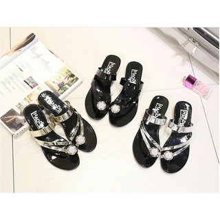 Sandal xỏ ngón, sandal nữ