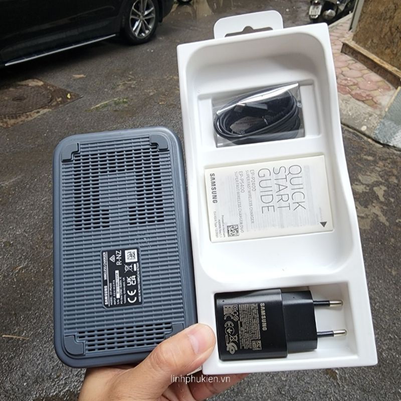 Đế sạc đôi siêu nhanh không dây Samsung Super Fast Charger Duo EP-P5400 2022 - Hàng chính hãng