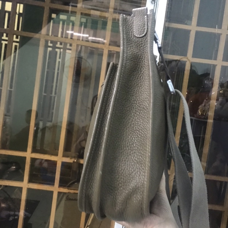 Túi hm đeo chéo xả kho về hàng tết