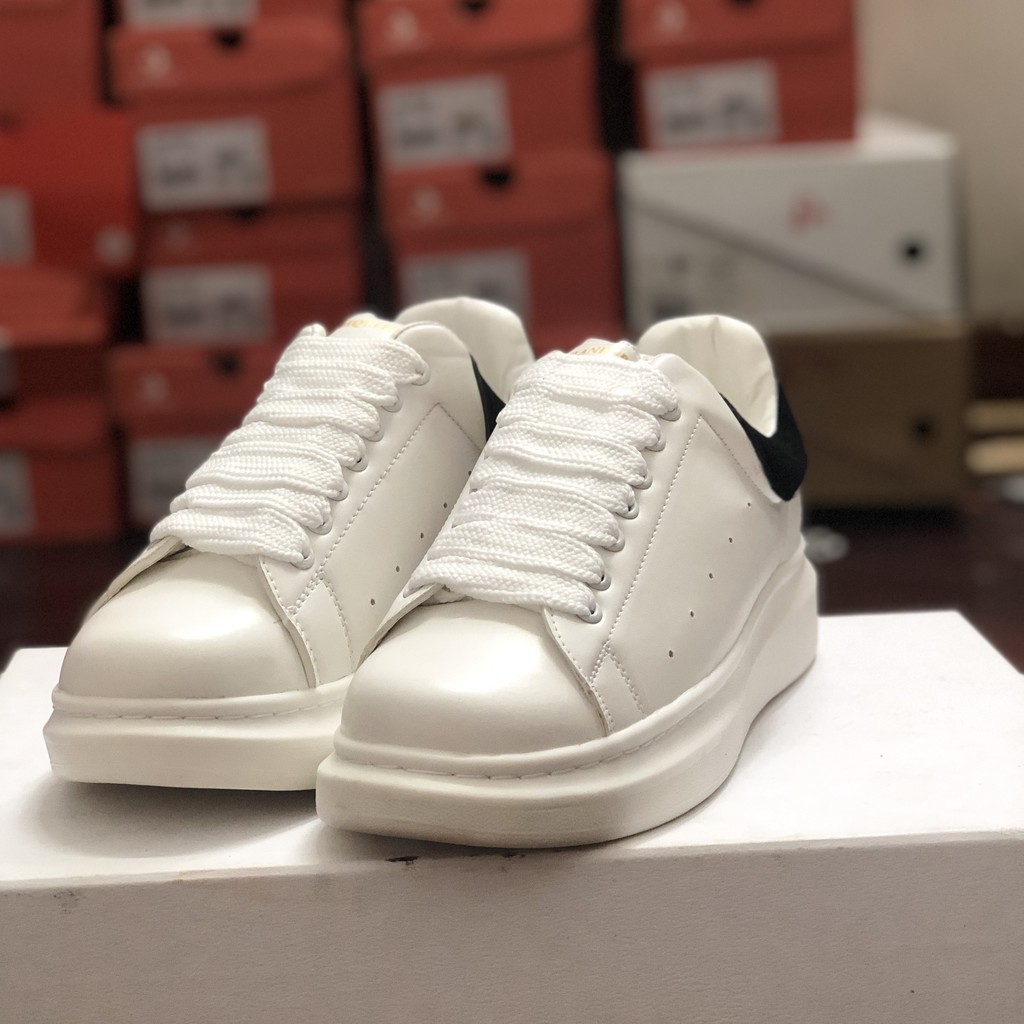[KÈM QUÀ TẶNG] Giày Sneaker Mc Trắng Hoa Cúc Tăng Chiều Cao 5 cm Đủ Size Nam Nữ  | BigBuy360 - bigbuy360.vn
