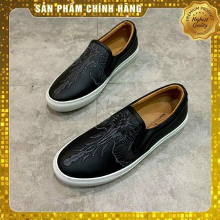 Giày lười nam slip on thêu họa tiết