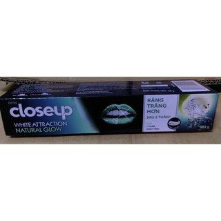 Kem Đánh Răng Close Up Dừa Than Hoạt Tính 230G