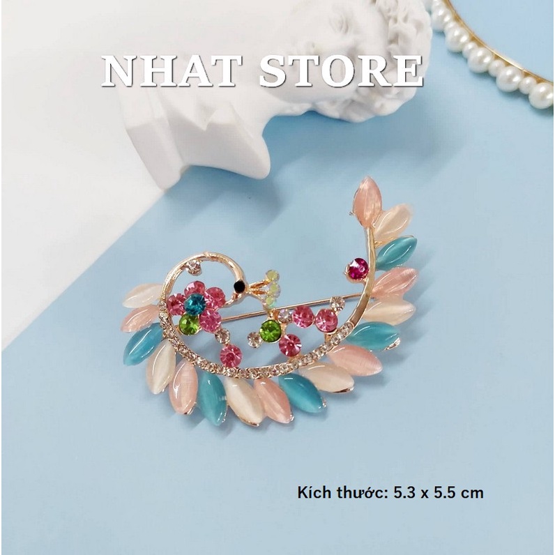 Ghim cài áo đính đá hình khổng tước, tag nơ cài nữ Nhat Store