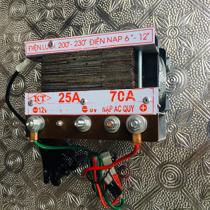 Sạc Acquy 2 chế độ 6V-12V  công Suất thực - Hàng Cao Cấp