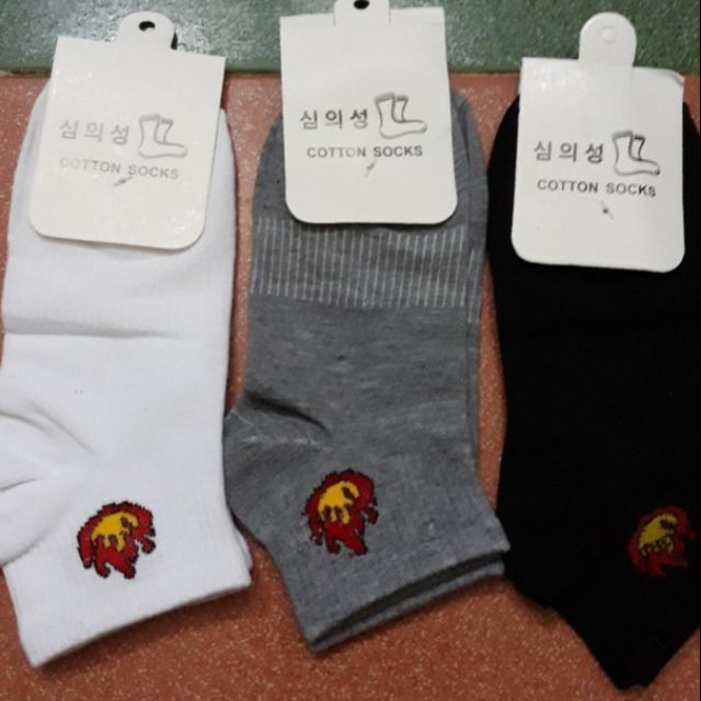 Tất lửa cho đôi chân nàng tự tin