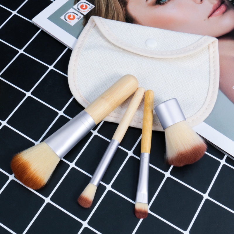 [Hàng mới về] Set 4 cây cọ trang điểm mắt kèm túi đựng an toàn tiện dụng