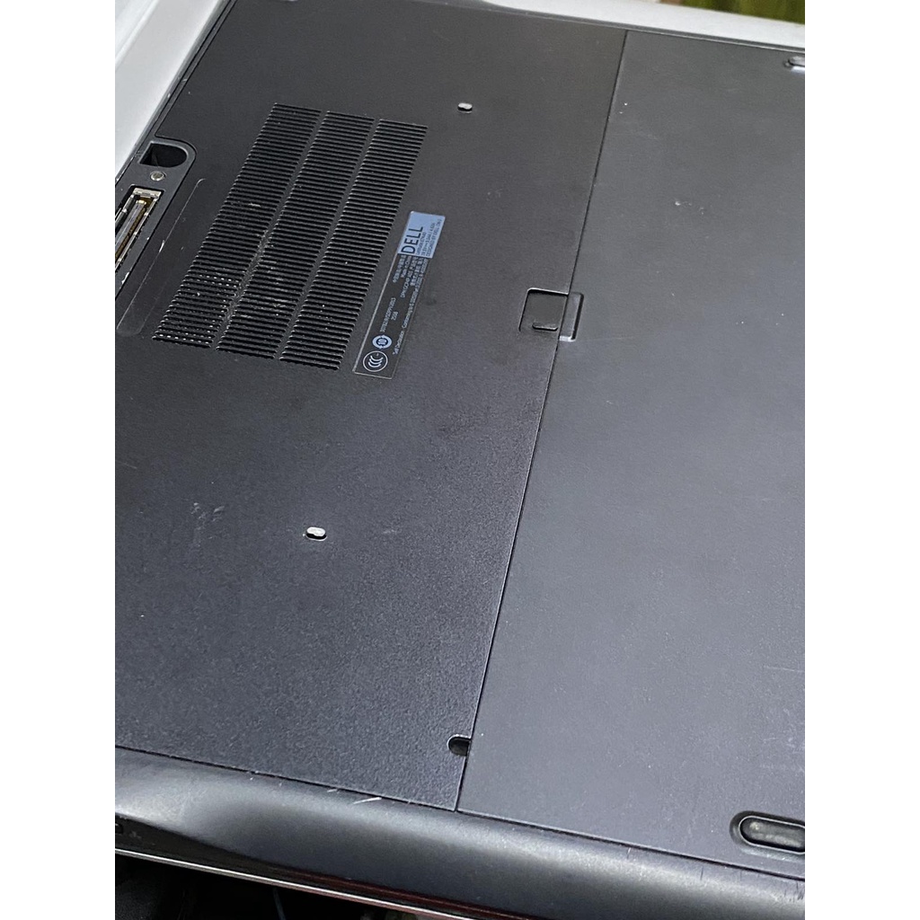 Laptop Dell Latitude E7440 (Core i5-4300U,  RAM 8GB, DDR3, SSD 256GB, giá Sinh viên - Gọn nhẹ - Làm việc mượt