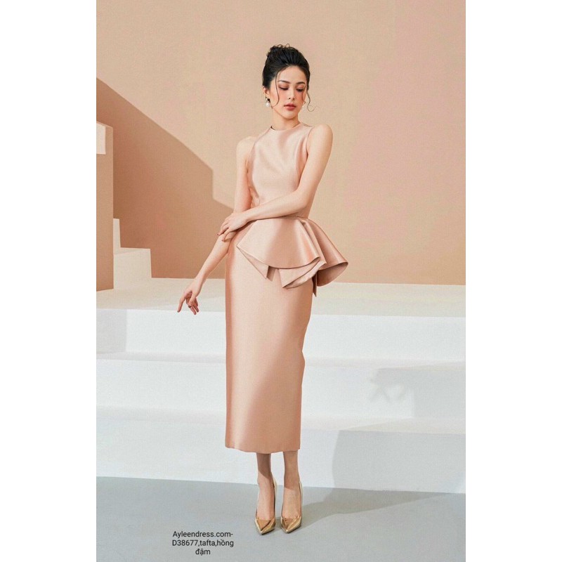 Đầm body tafta peplum