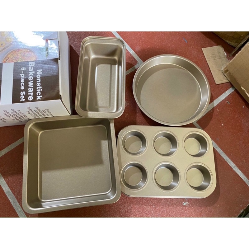 Khuôn làm bánh cao cấp sét 5 tiện lợi cho mọi nhà.
